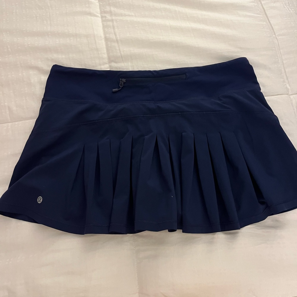 Lulu navy skort
